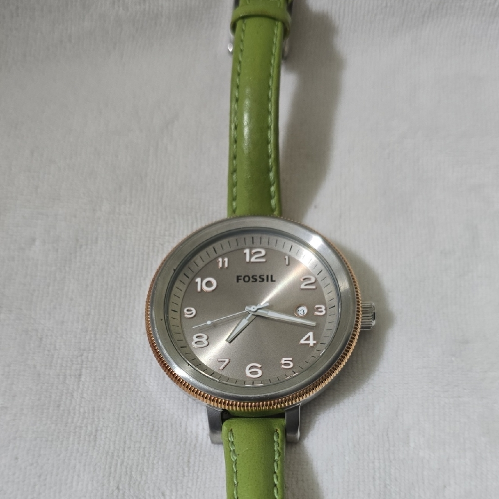 Fossil Silver Dial with Green Strap Smartwatch